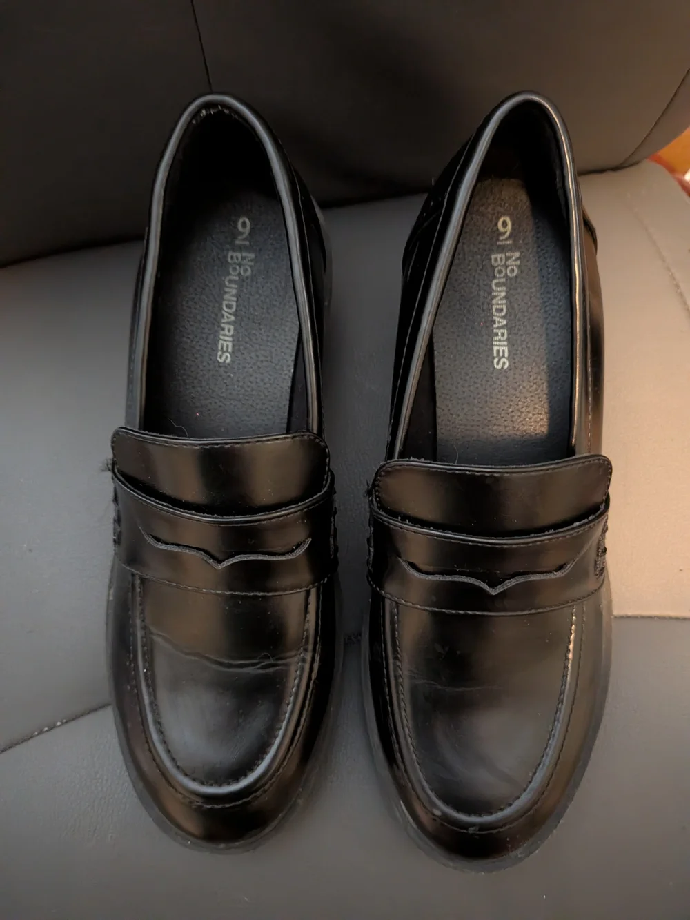 Classic Black Y2K Heeled Platform Loafers - Picture 2 of 4